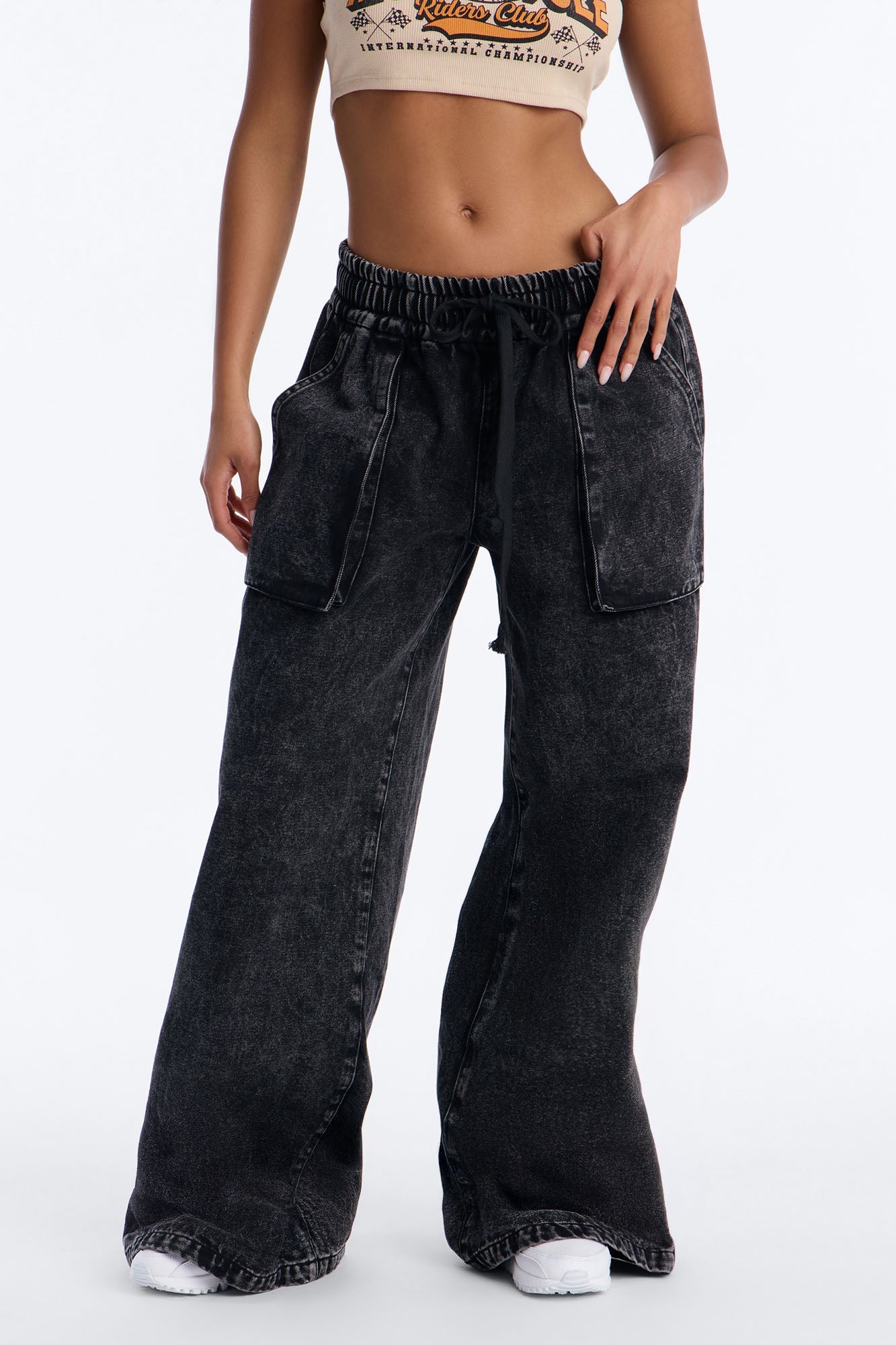 Do Not Disturb Pull On Wide Leg Jeans - Black Wash