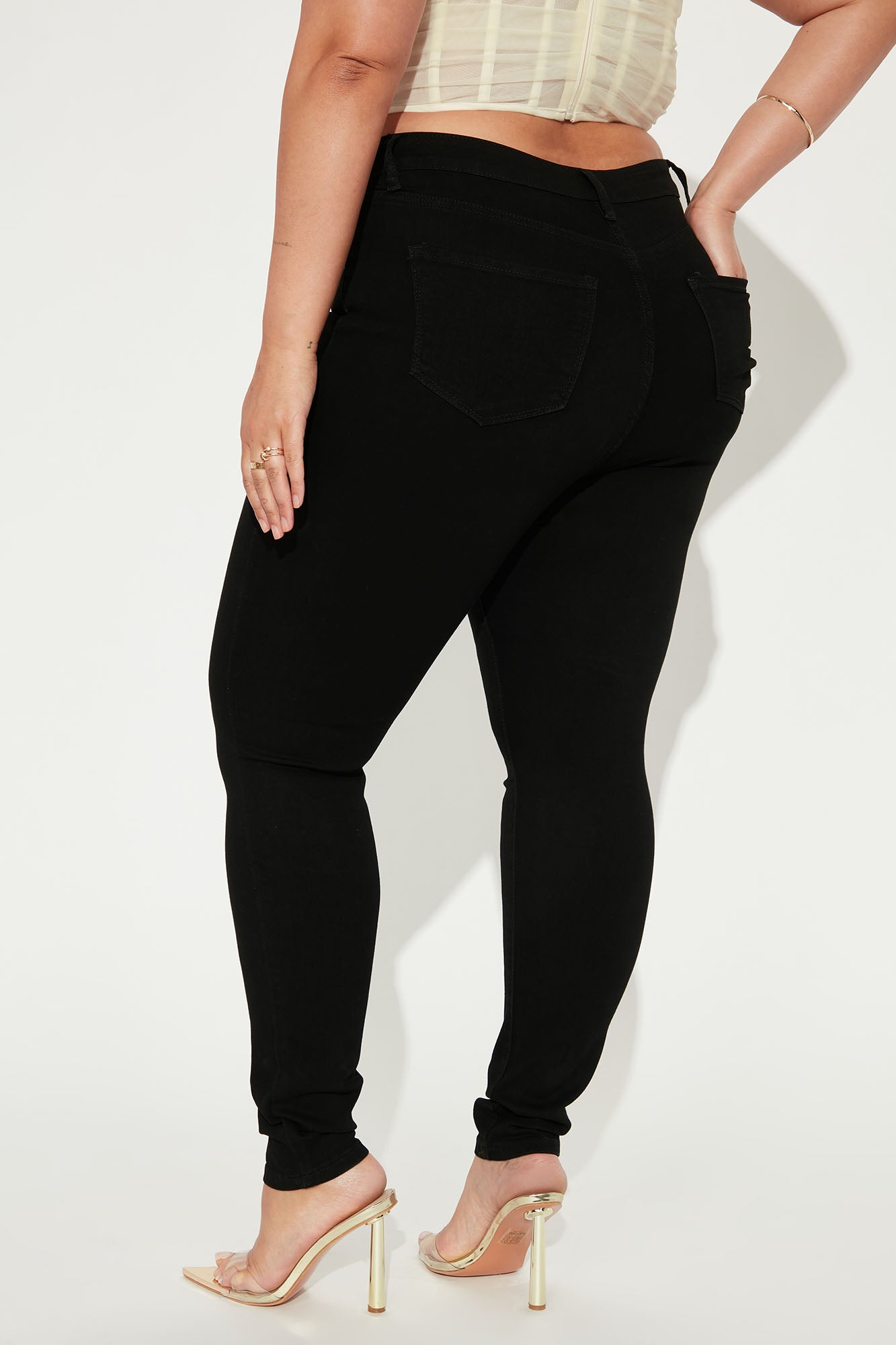 Coraline High Rise Jeans - Black