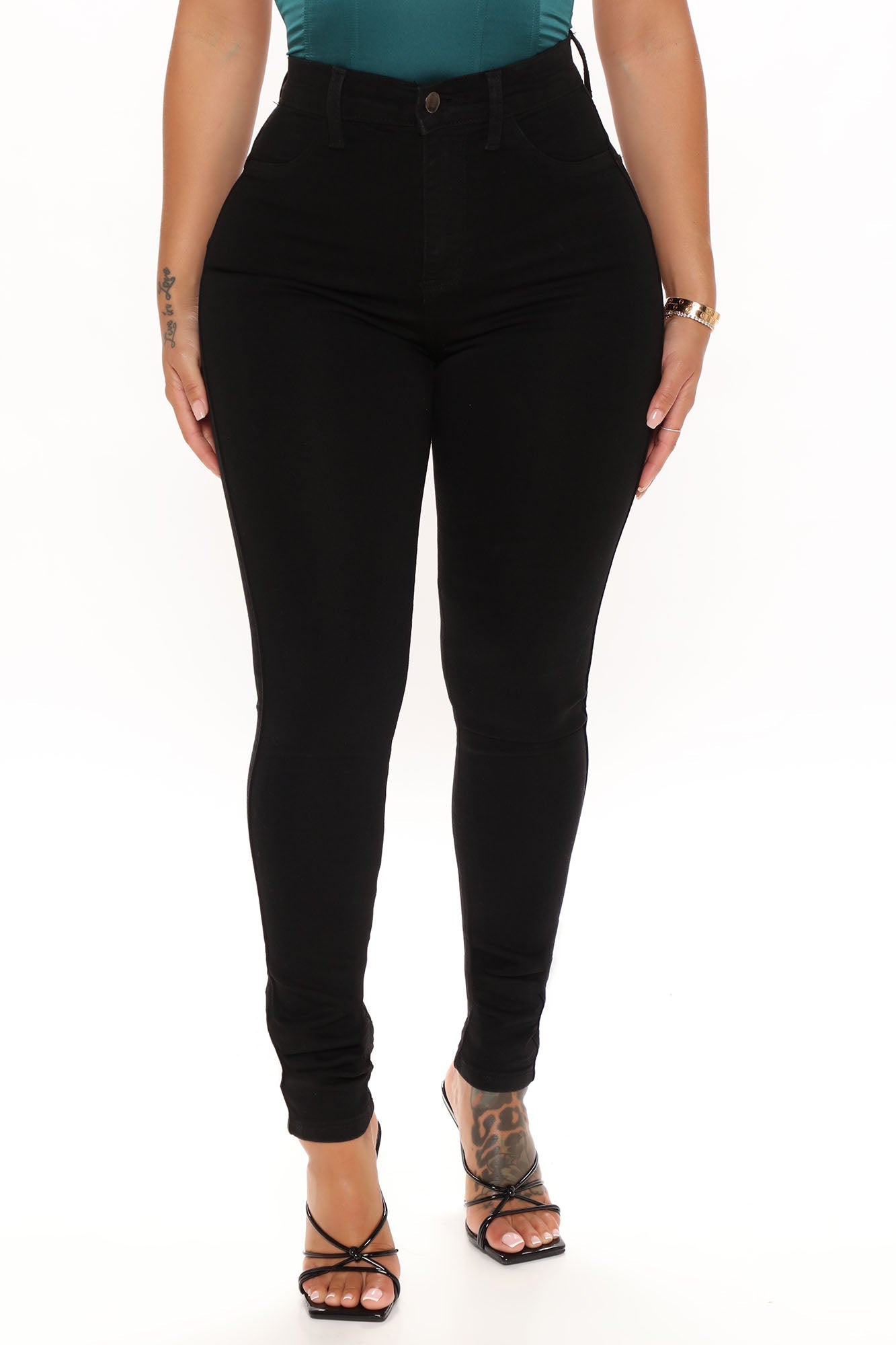 Classic Beauty Booty Lifter Skinny Jeans - Black
