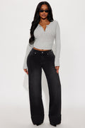 It's Clear To See Tinted Stretch Straight Leg Jeans - Black Wash